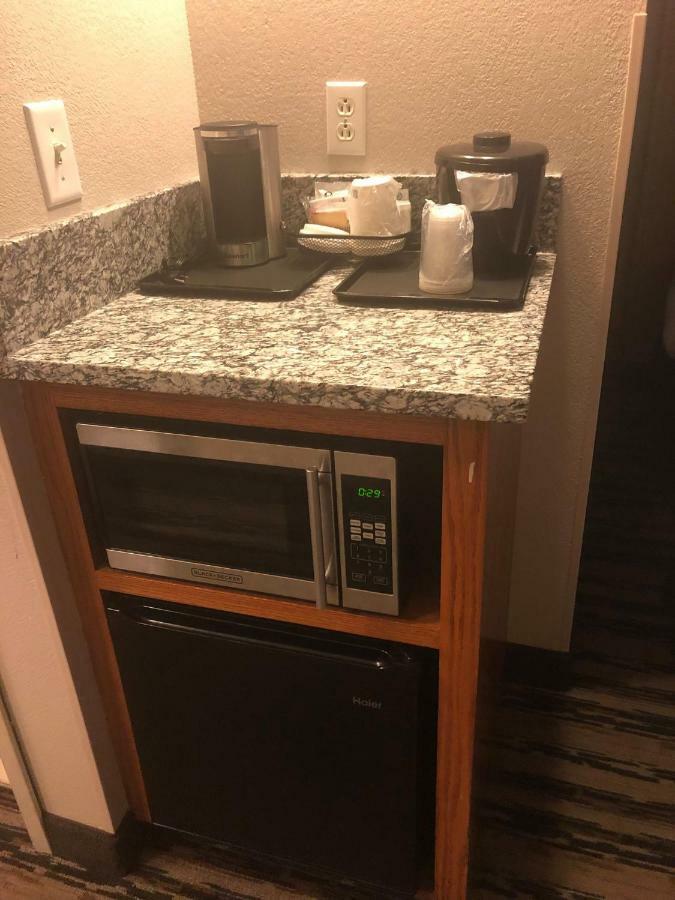 Country Inn & Suites By Radisson, Nashville Airport East, Tn Kültér fotó